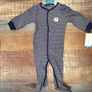 Carter’s Little Planet 6M NWT